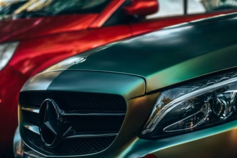 Mercedes-Benz, mașină de lux, design elegant, față auto.