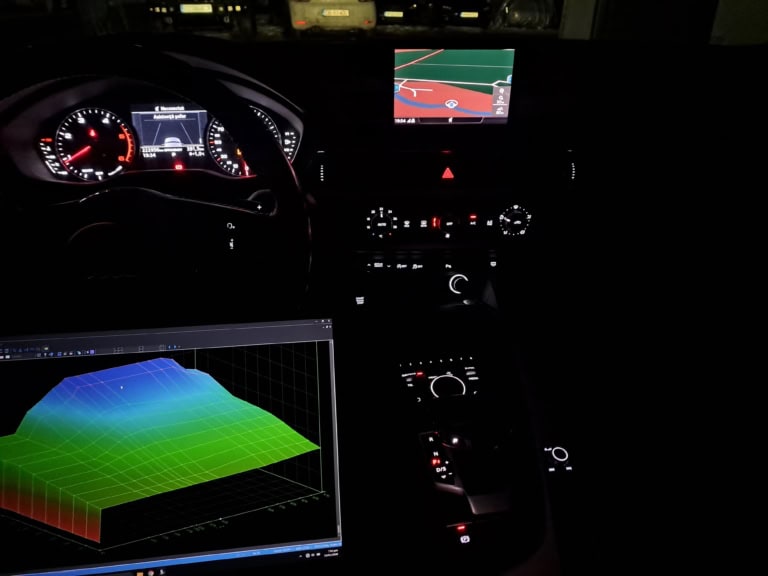 stage 1 ecu pentru optimizarea performanței motorului și transmisiei.